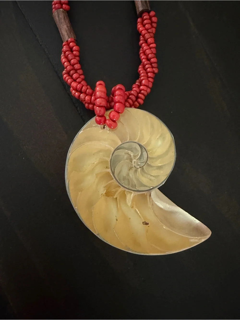 Handmade Boho  Red Coral Beaded Shell Pendant Necklacei Good quality